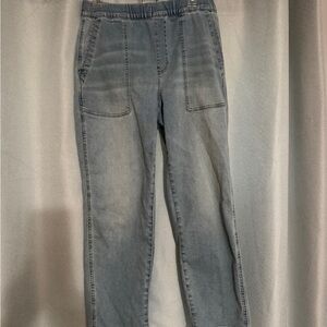Madewell Light Blue Denim Jeans. Pull on, fair trade certified.